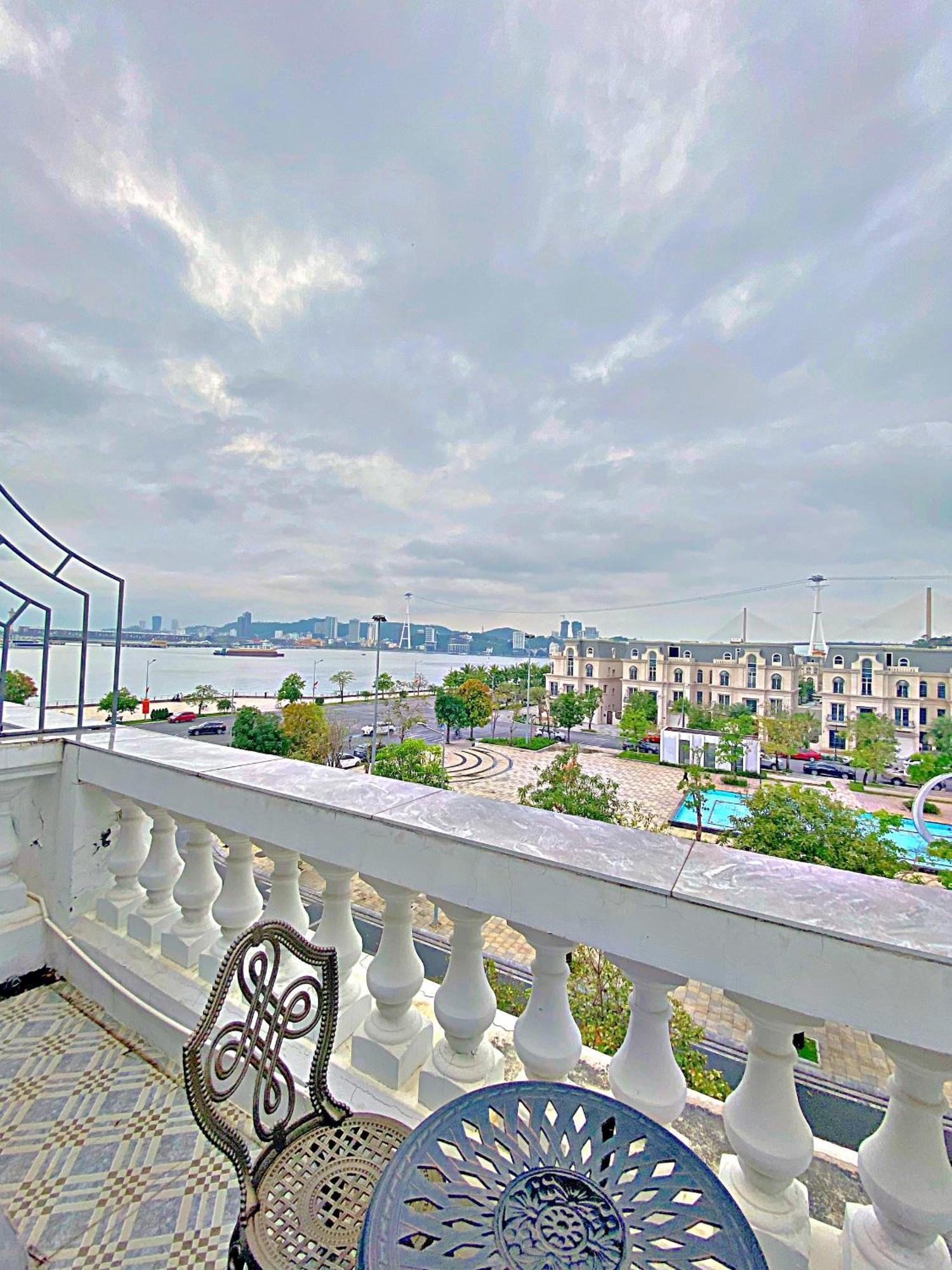 Blue Diamond Hotel Hạ Long-öböl Kültér fotó