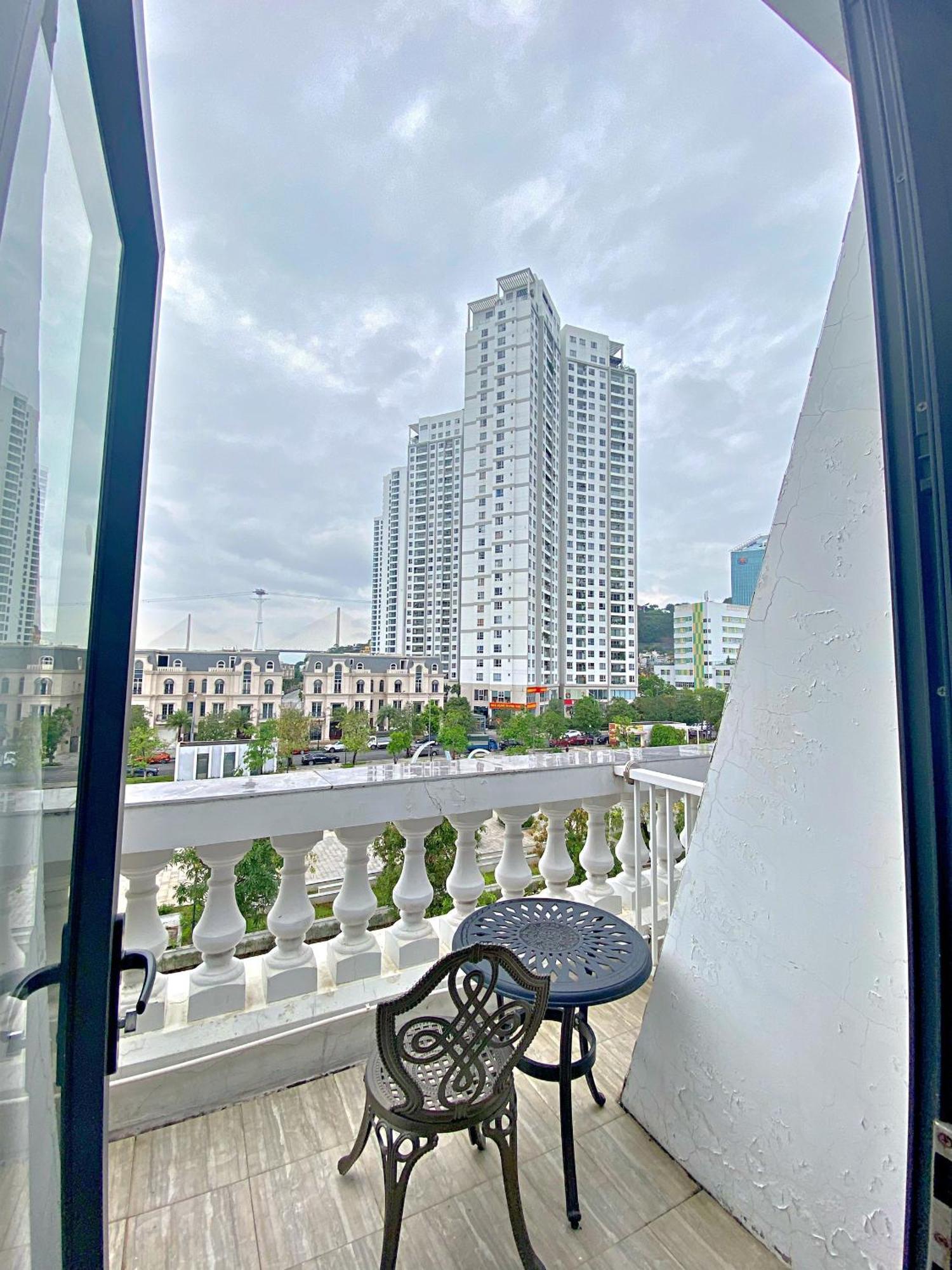 Blue Diamond Hotel Hạ Long-öböl Kültér fotó